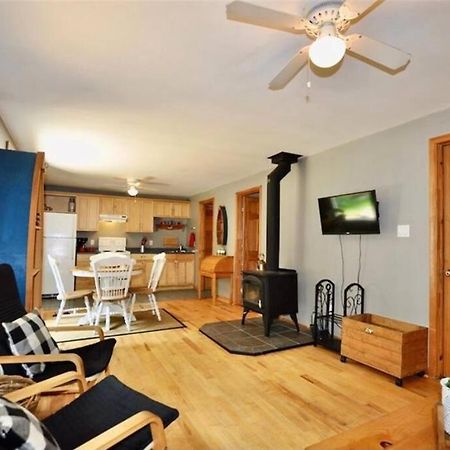 Muskoka Manor Villa Dwight Ngoại thất bức ảnh
