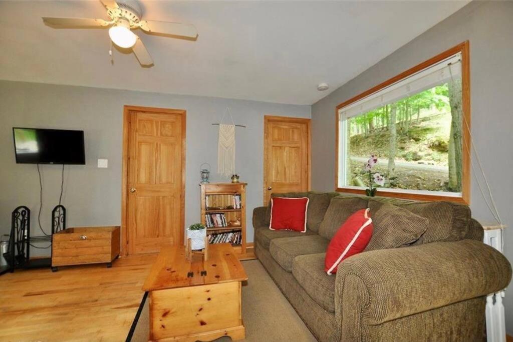 Muskoka Manor Villa Dwight Ngoại thất bức ảnh